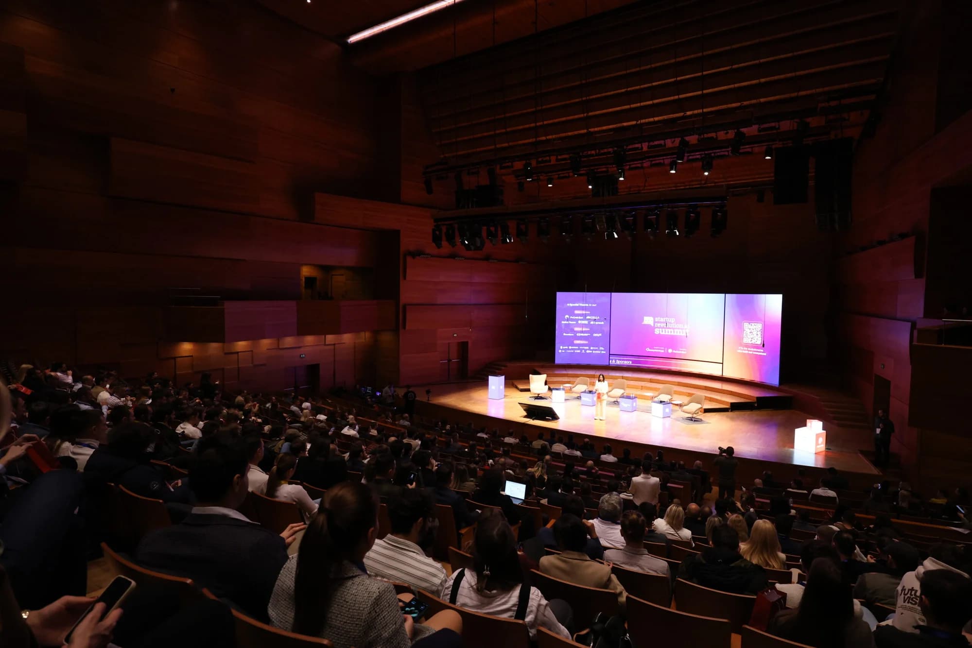 Startup Revolution AI Summit 2026: Скопје – каде што се раѓаат идните еднорози